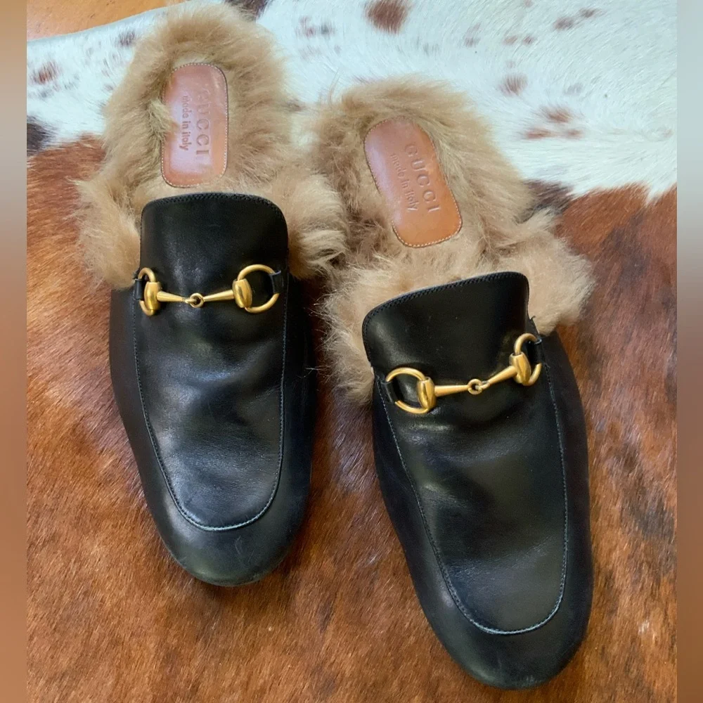 Gucci Black Leather Fur-Lined Horsebit Loafers